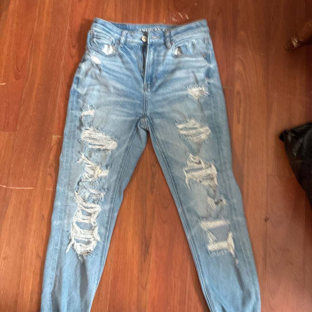 American Eagle Womens Blue Distressed Mom Jeans